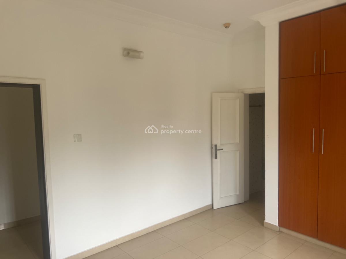 Luxury 3 Bedroom Apartment with Bq, Lekki Phase 1, Lekki, Lagos, Flat / Apartment for Rent