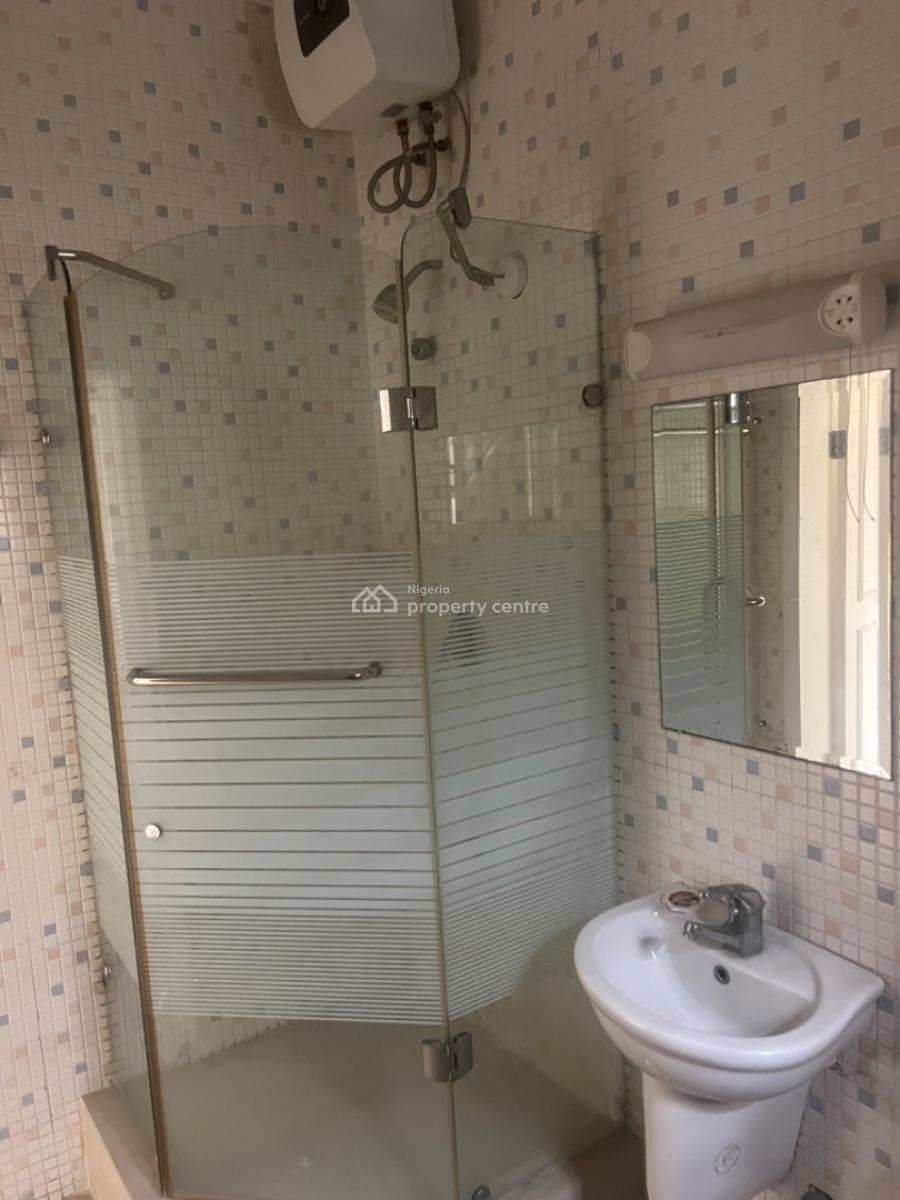 Luxury 3 Bedroom Apartment with Bq, Lekki Phase 1, Lekki, Lagos, Flat / Apartment for Rent