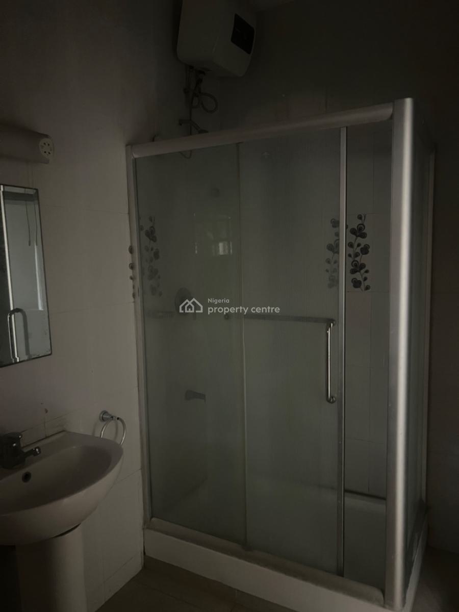 Luxury 3 Bedroom Apartment with Bq, Lekki Phase 1, Lekki, Lagos, Flat / Apartment for Rent