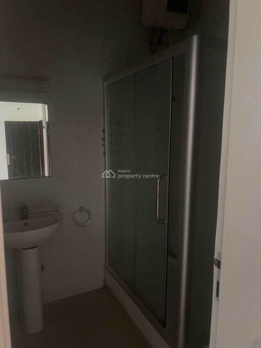 Luxury 3 Bedroom Apartment with Bq, Lekki Phase 1, Lekki, Lagos, Flat / Apartment for Rent