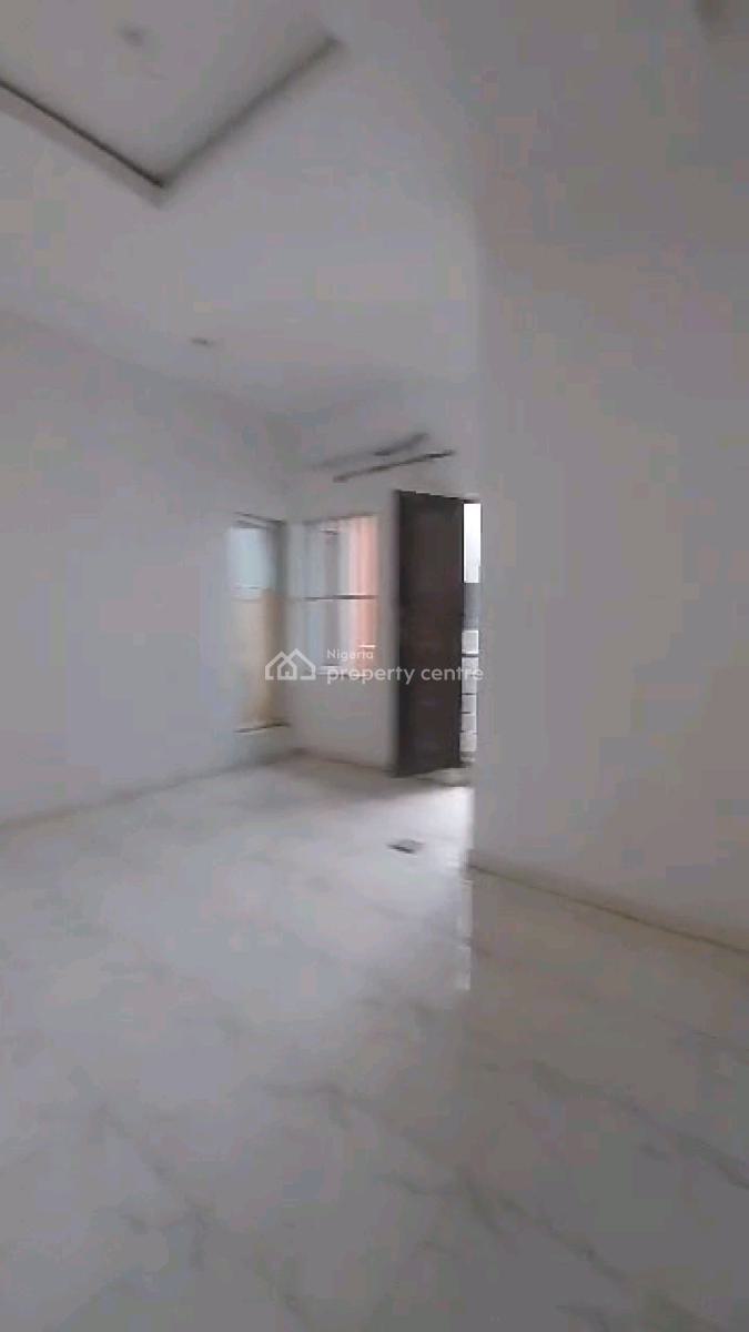 a Standard and Executive Mini Flat, Yaba, Lagos, Mini Flat (room and Parlour) for Rent