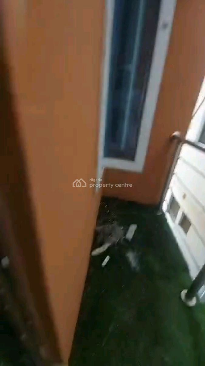 a Standard and Executive Mini Flat, Yaba, Lagos, Mini Flat (room and Parlour) for Rent