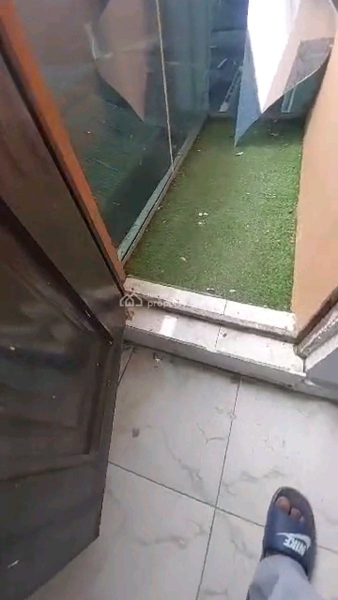 a Standard and Executive Mini Flat, Yaba, Lagos, Mini Flat (room and Parlour) for Rent