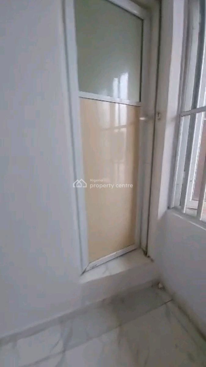 a Standard and Executive Mini Flat, Yaba, Lagos, Mini Flat (room and Parlour) for Rent