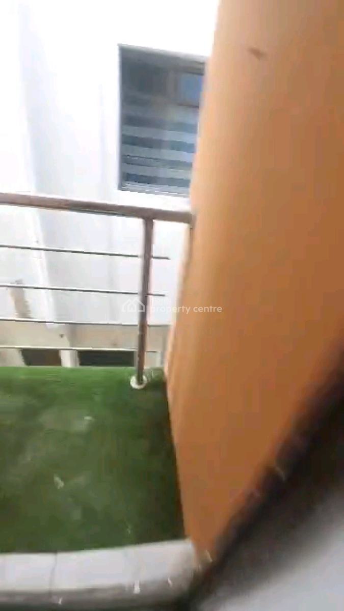 a Standard and Executive Mini Flat, Yaba, Lagos, Mini Flat (room and Parlour) for Rent