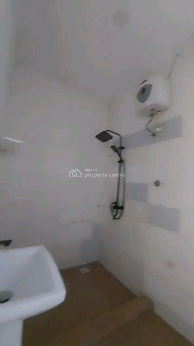 a Standard and Executive Mini Flat, Yaba, Lagos, Mini Flat (room and Parlour) for Rent