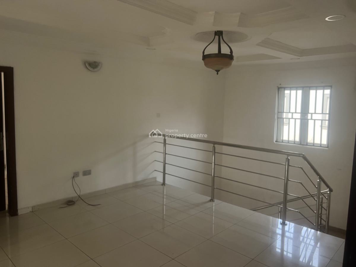 Self Compound  4 Bedroom Filly Detached Duplex Plus Bq, Lekki Phase 1, Lekki, Lagos, Detached Duplex for Rent
