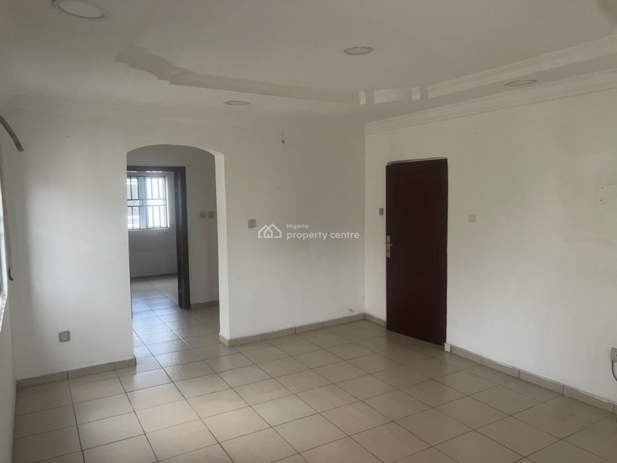 Self Compound  4 Bedroom Filly Detached Duplex Plus Bq, Lekki Phase 1, Lekki, Lagos, Detached Duplex for Rent