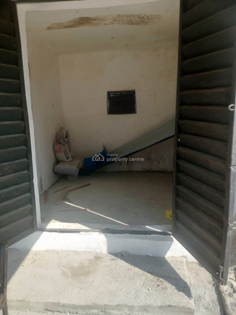 Shop Space, School Gate Bus Stop, Lakowe, Ibeju Lekki, Lagos, Shop for Rent