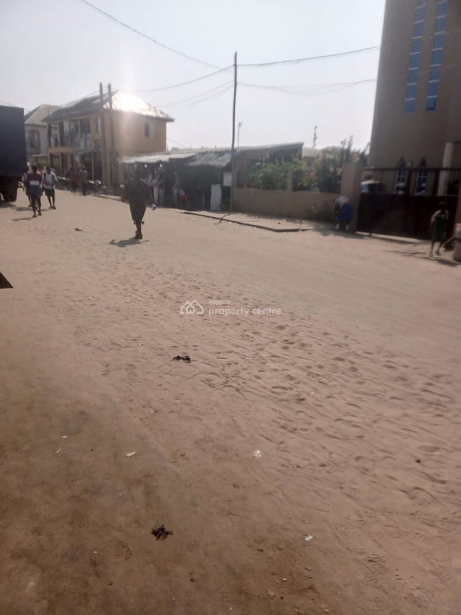 Shop Space, School Gate Bus Stop, Lakowe, Ibeju Lekki, Lagos, Shop for Rent