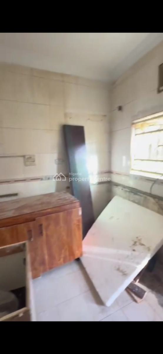 Big Self Contain Apartment, 6th Avenue, Gwarinpa, Gwarinpa, Abuja, Self Contain (single Rooms) for Rent