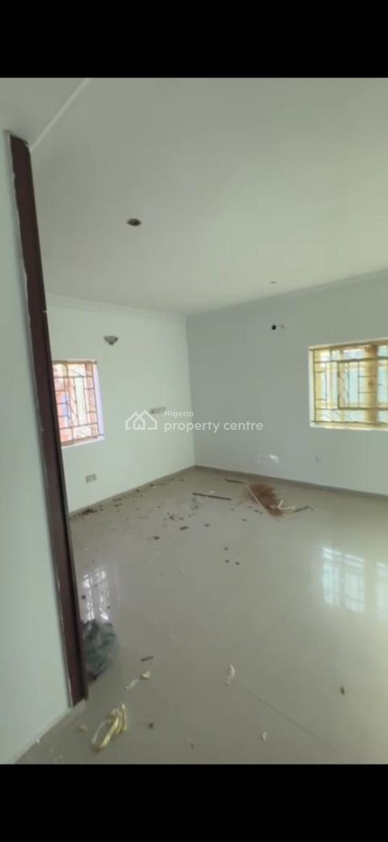 Big Self Contain Apartment, 6th Avenue, Gwarinpa, Gwarinpa, Abuja, Self Contain (single Rooms) for Rent