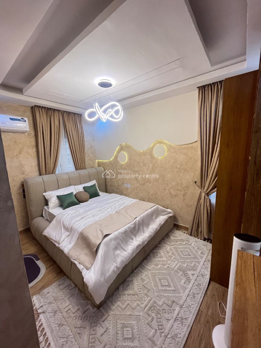 Luxury Apartment Perfect for Investment, Earn 14.4m Yearly From This Apartment., Yaba, Lagos, Flat / Apartment for Sale