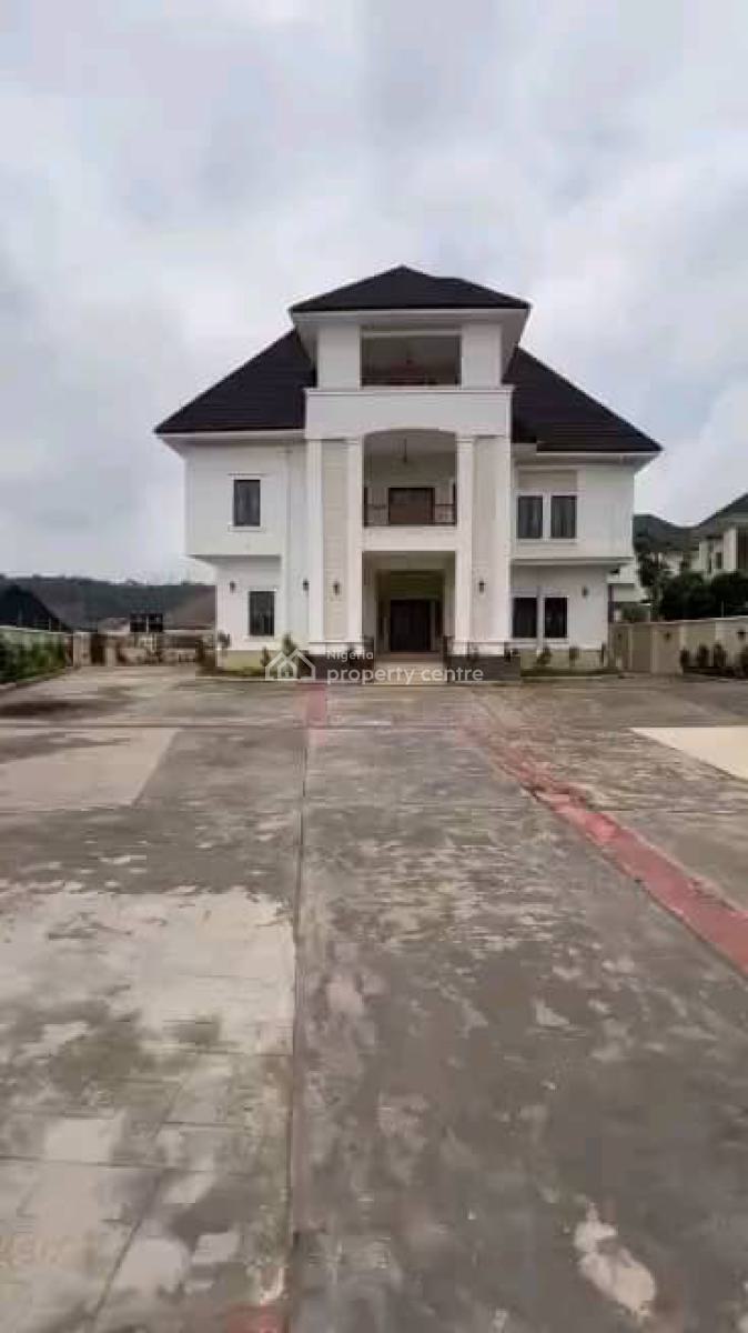 Standard 8 Bedroom Detached Duplex, Guzape District, Abuja, Detached Duplex for Sale