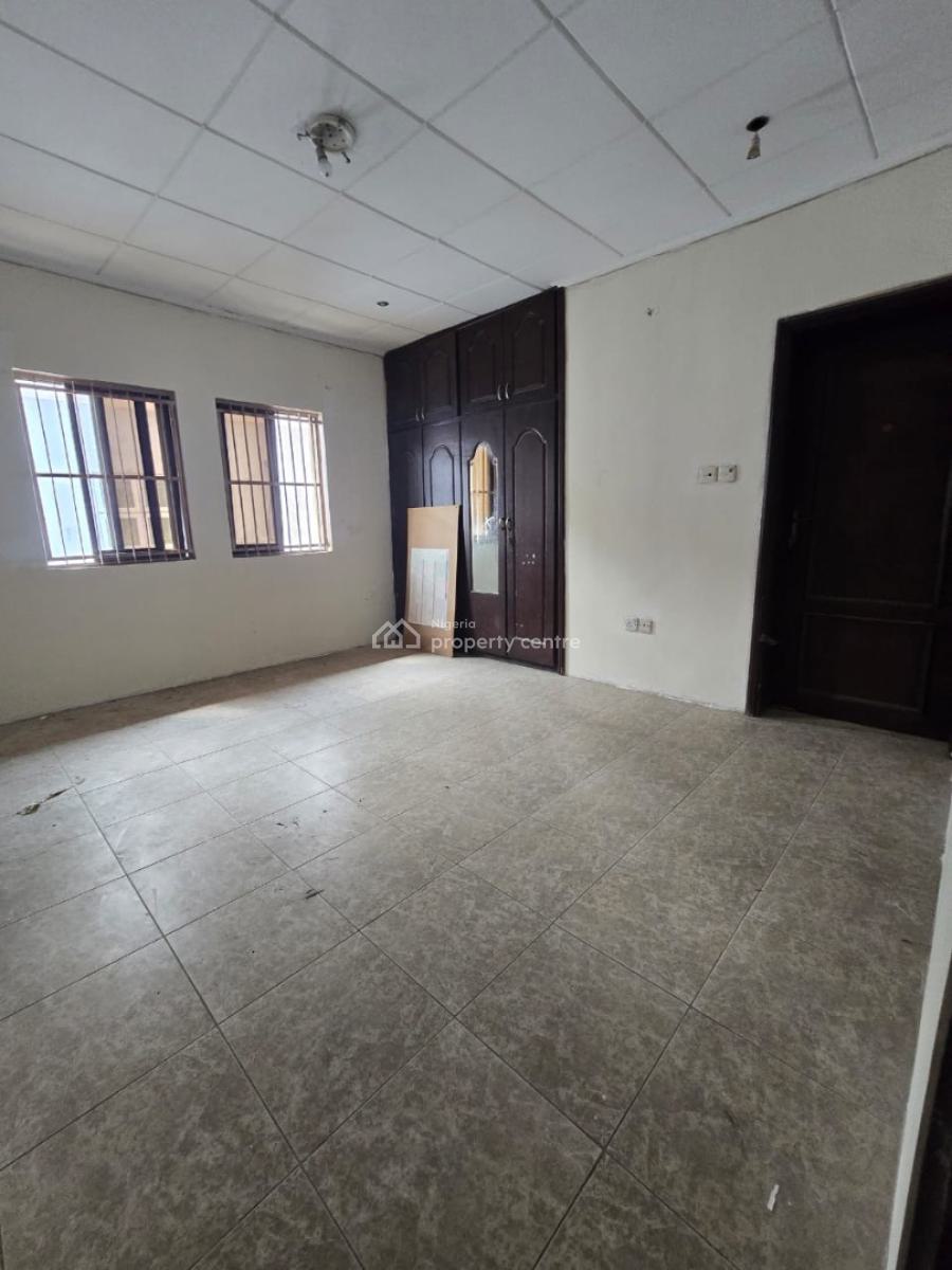 5 Bedrooms Semi Detached House with 2 Rooms Bq, Lekki Phase 1, Lekki, Lagos, Semi-detached Duplex for Rent