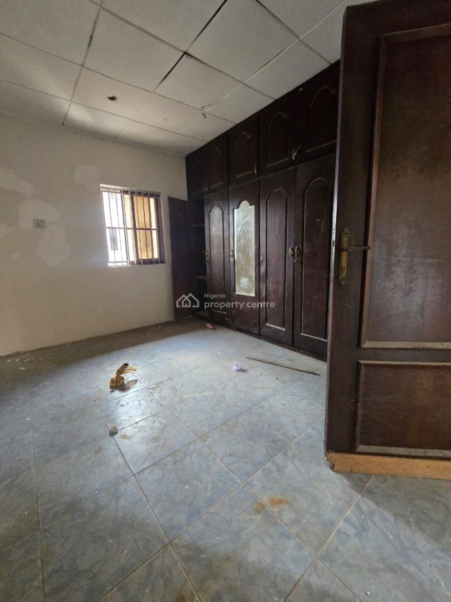 5 Bedrooms Semi Detached House with 2 Rooms Bq, Lekki Phase 1, Lekki, Lagos, Semi-detached Duplex for Rent