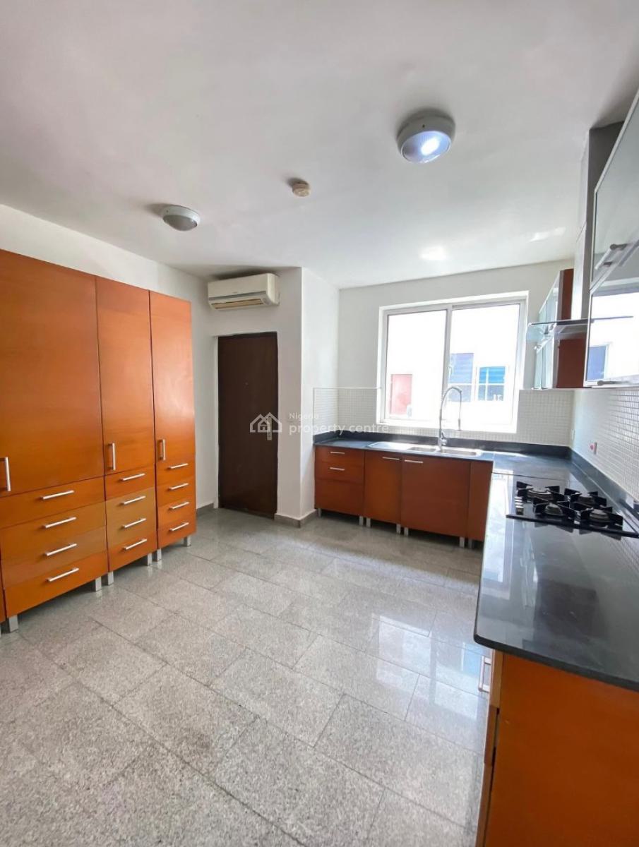 a Well Maintained 3 Bedroom Apartment with Ocean View Pool, Ikoyi, Lagos, Flat / Apartment for Sale