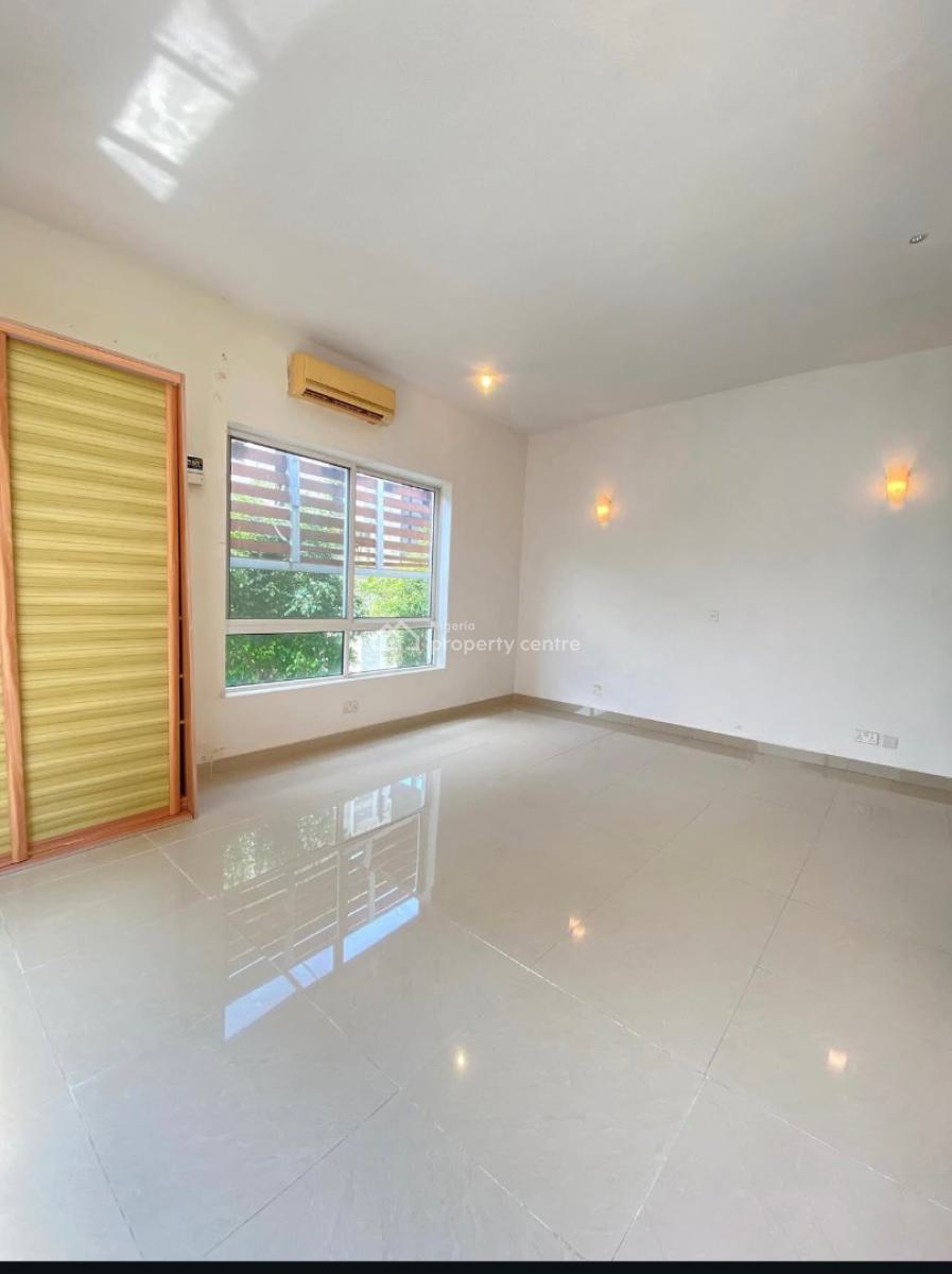 a Well Maintained 3 Bedroom Apartment with Ocean View Pool, Ikoyi, Lagos, Flat / Apartment for Sale