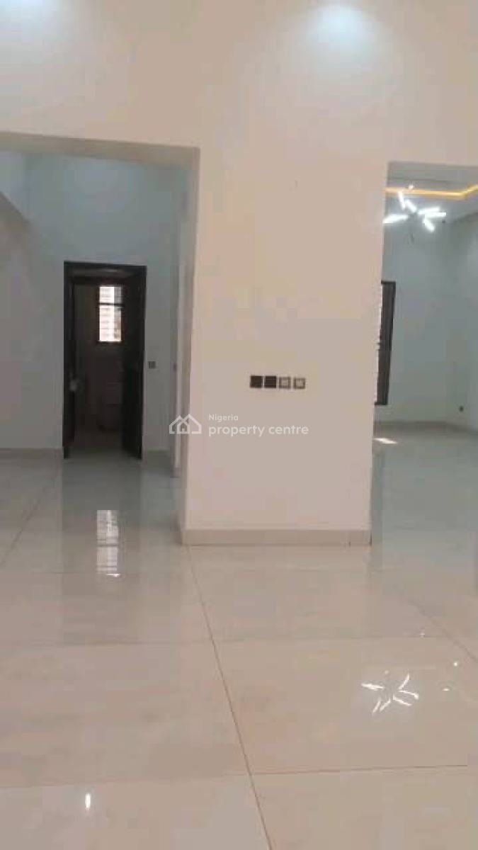 7 Bedroom Fully Detached Duplex, Guzape District, Abuja, Detached Duplex for Sale