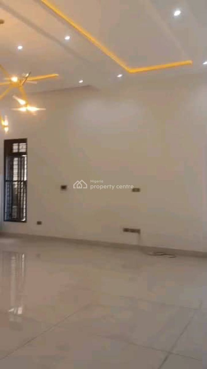 7 Bedroom Fully Detached Duplex, Guzape District, Abuja, Detached Duplex for Sale