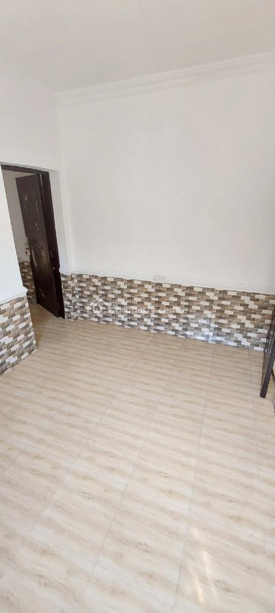 Spacious Mini Flat/a Room & Parlor Ground Floor, Bakare Estate, Agungi, Lekki, Lagos, Mini Flat (room and Parlour) for Rent