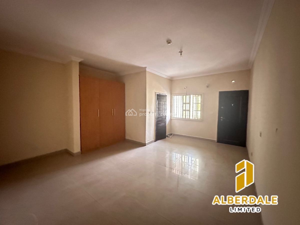 a Spacious 5-bedroom Duplex, Lekki Phase 1, Lekki, Lagos, Terraced Duplex for Rent