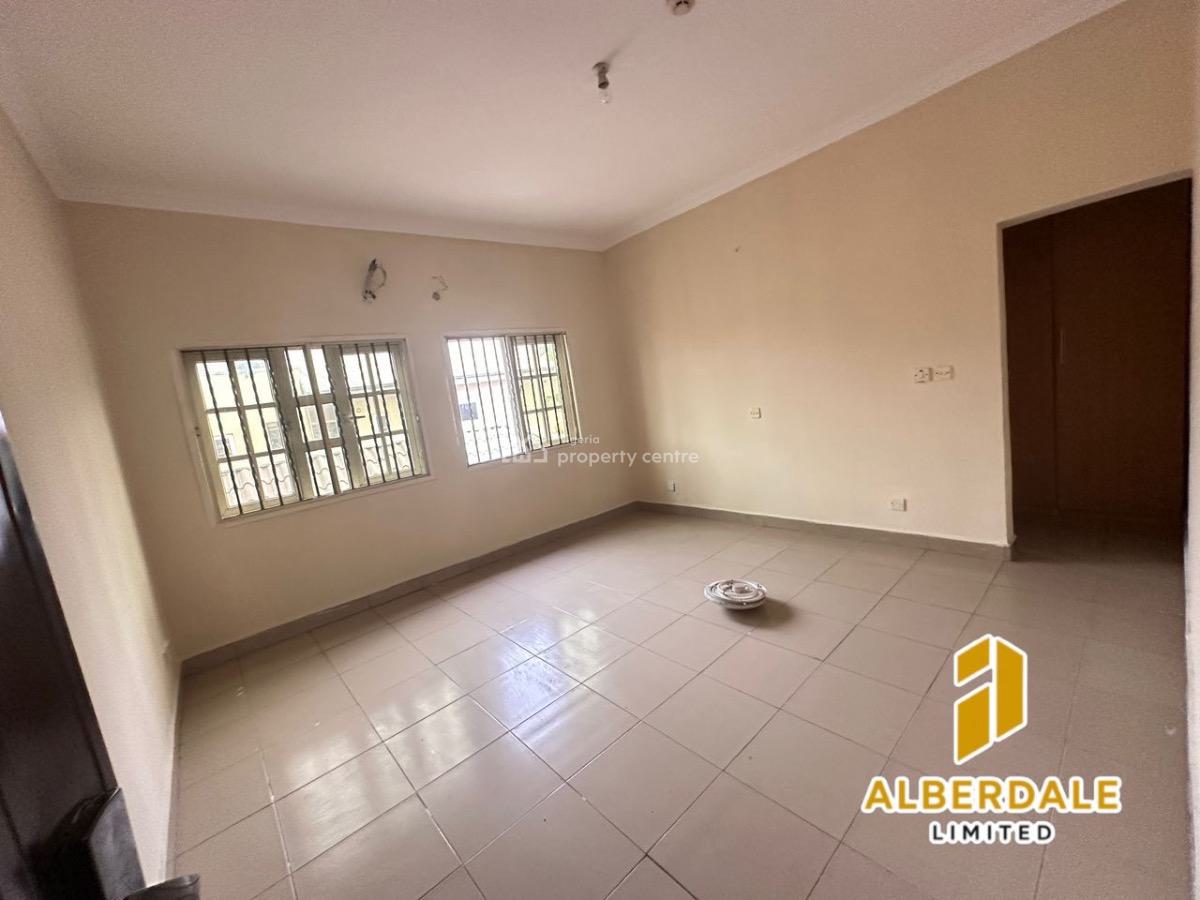 a Spacious 5-bedroom Duplex, Lekki Phase 1, Lekki, Lagos, Terraced Duplex for Rent