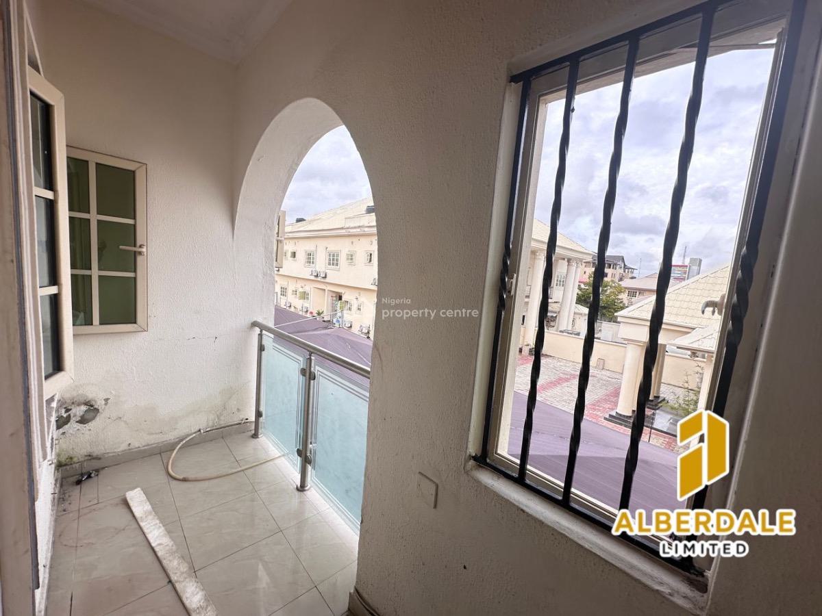 a Spacious 5-bedroom Duplex, Lekki Phase 1, Lekki, Lagos, Terraced Duplex for Rent