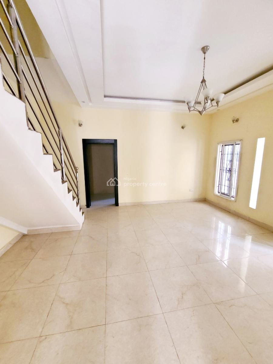 Spacious 3 Bedrooms Semi Detached Duplex with 1 Bq, Chevron Drive, Lekki, Lagos, Semi-detached Duplex for Rent