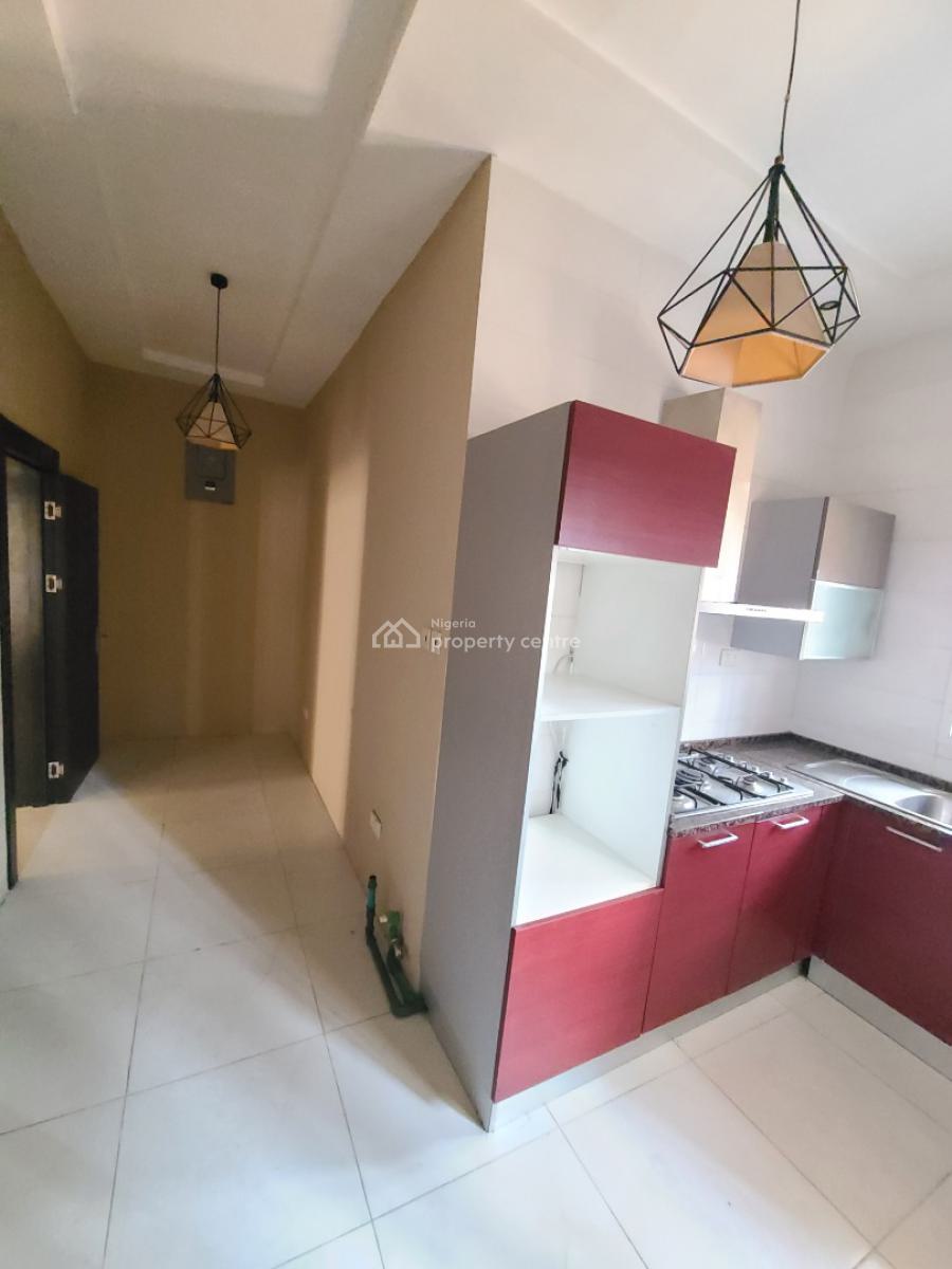 Spacious 3 Bedrooms Semi Detached Duplex with 1 Bq, Chevron Drive, Lekki, Lagos, Semi-detached Duplex for Rent