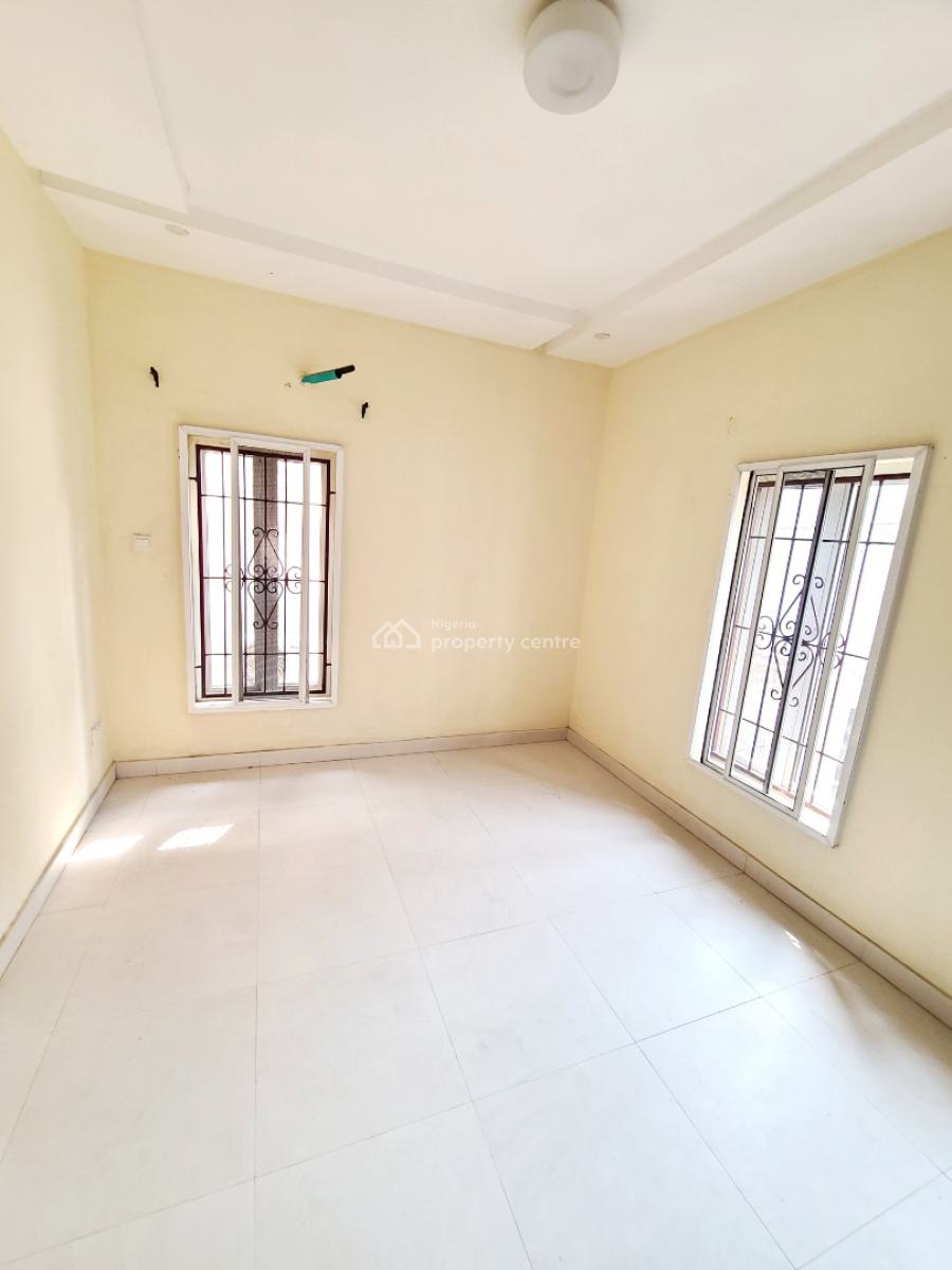 Spacious 3 Bedrooms Semi Detached Duplex with 1 Bq, Chevron Drive, Lekki, Lagos, Semi-detached Duplex for Rent