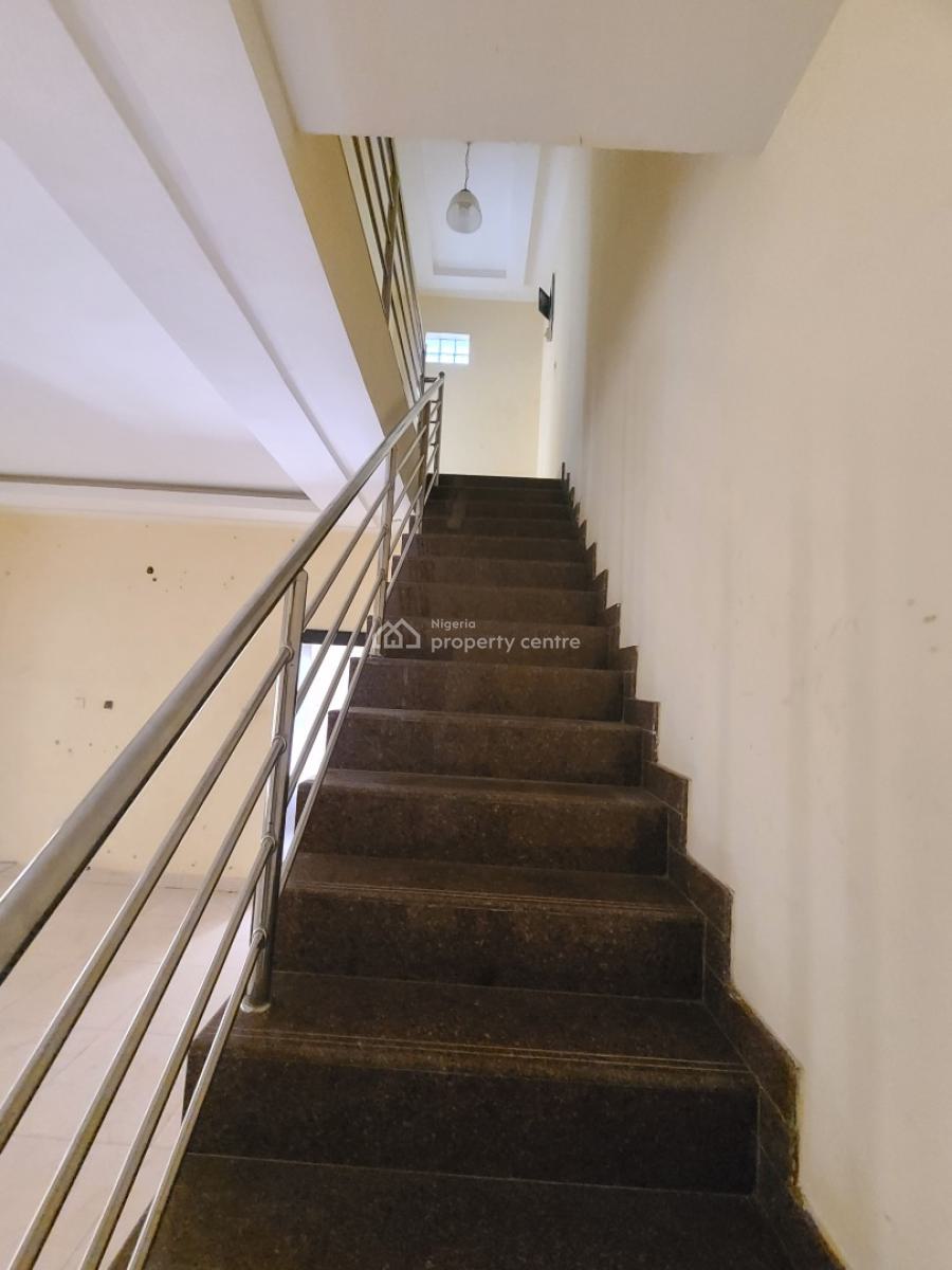 Spacious 3 Bedrooms Semi Detached Duplex with 1 Bq, Chevron Drive, Lekki, Lagos, Semi-detached Duplex for Rent