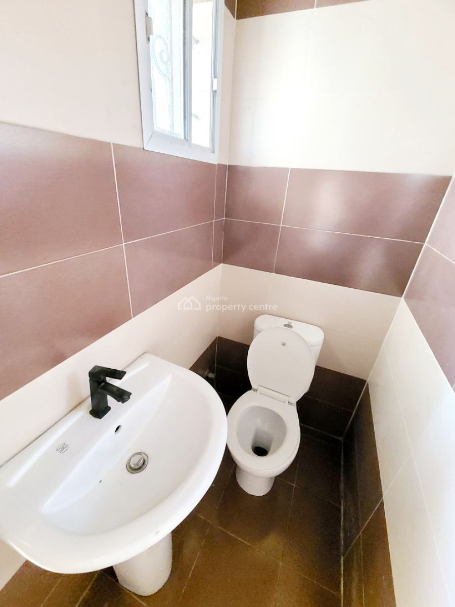 Spacious 3 Bedrooms Semi Detached Duplex with 1 Bq, Chevron Drive, Lekki, Lagos, Semi-detached Duplex for Rent