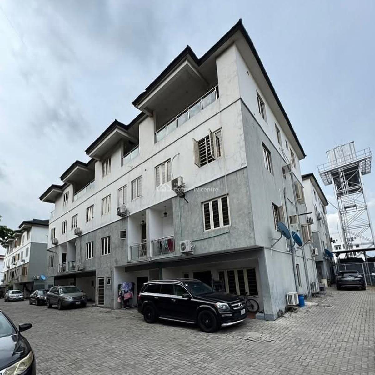 Lovely 4 Bedroom Terrace Duplex, Surulere, Lagos, Terraced Duplex for Sale