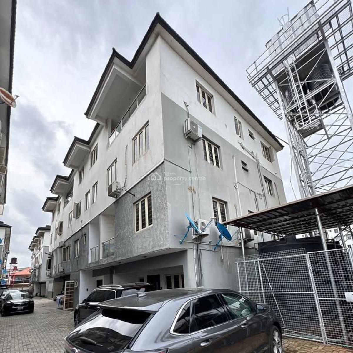 Lovely 4 Bedroom Terrace Duplex, Surulere, Lagos, Terraced Duplex for Sale