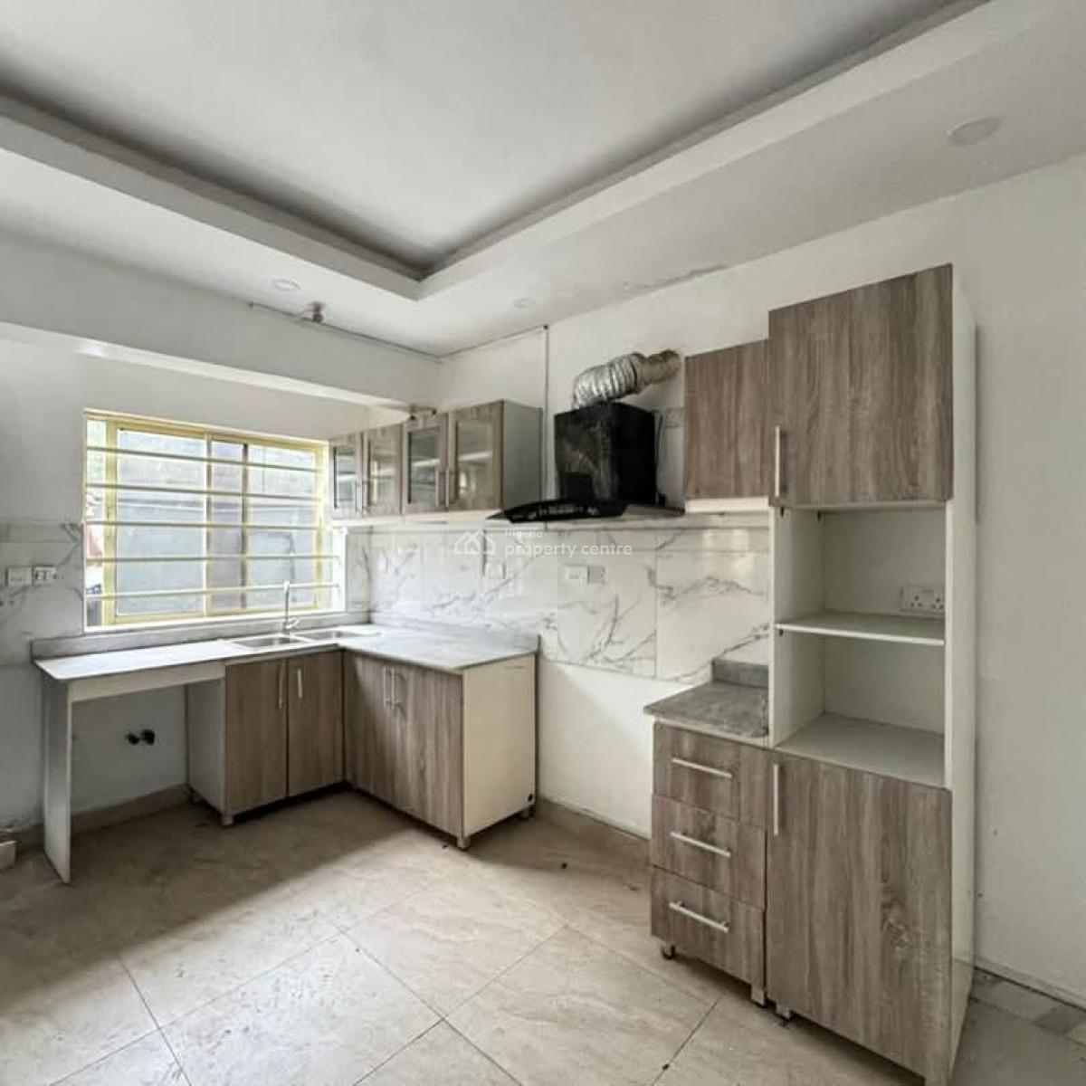 Lovely 4 Bedroom Terrace Duplex, Surulere, Lagos, Terraced Duplex for Sale