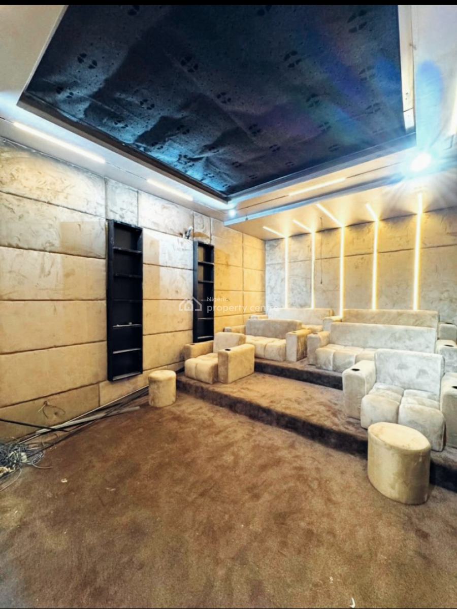 a 5 Bedroom Duplex, Shoprite Road, Osapa, Lekki, Lagos, Detached Duplex for Sale