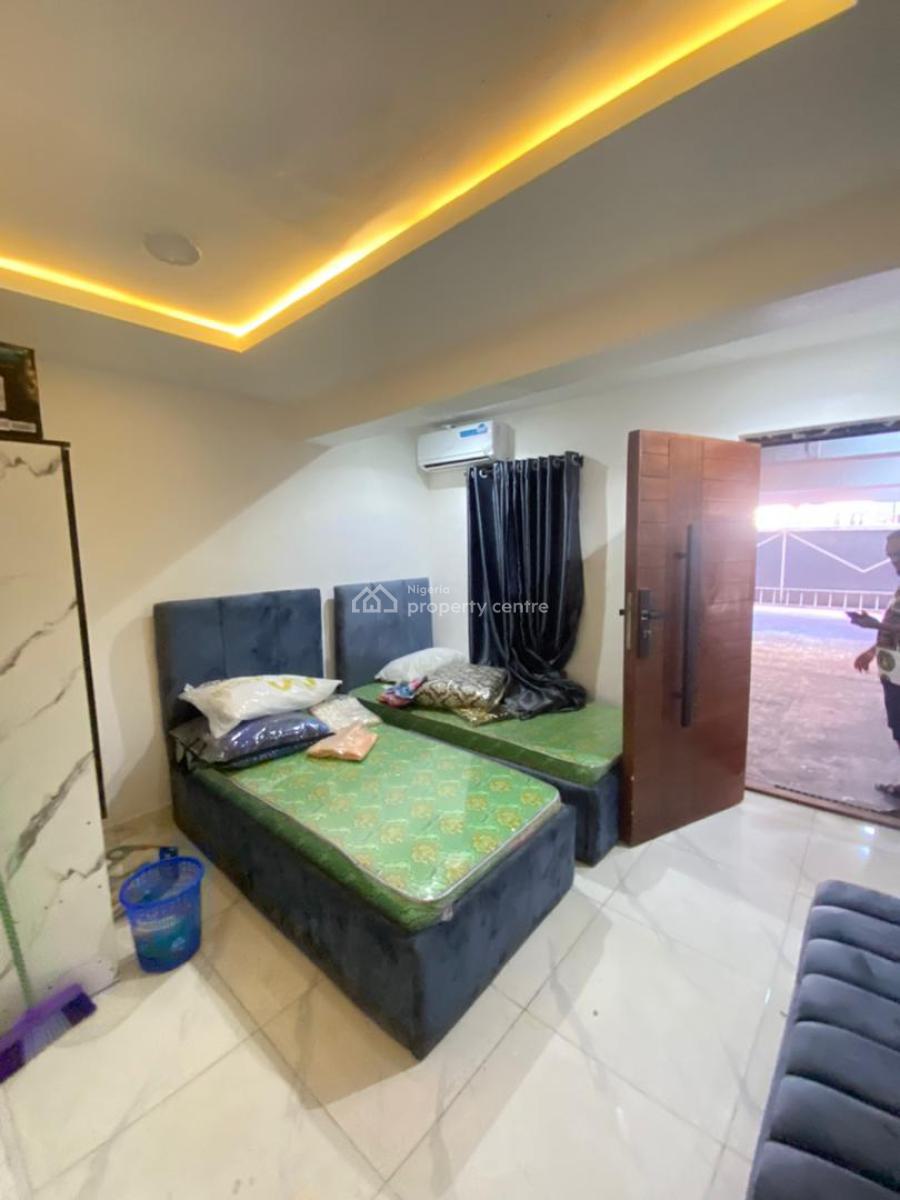 Lovely Mini Flat with Swimming Pool, Gym and 24 Hours Light, Ikate, Lekki, Lagos, Mini Flat (room and Parlour) for Rent