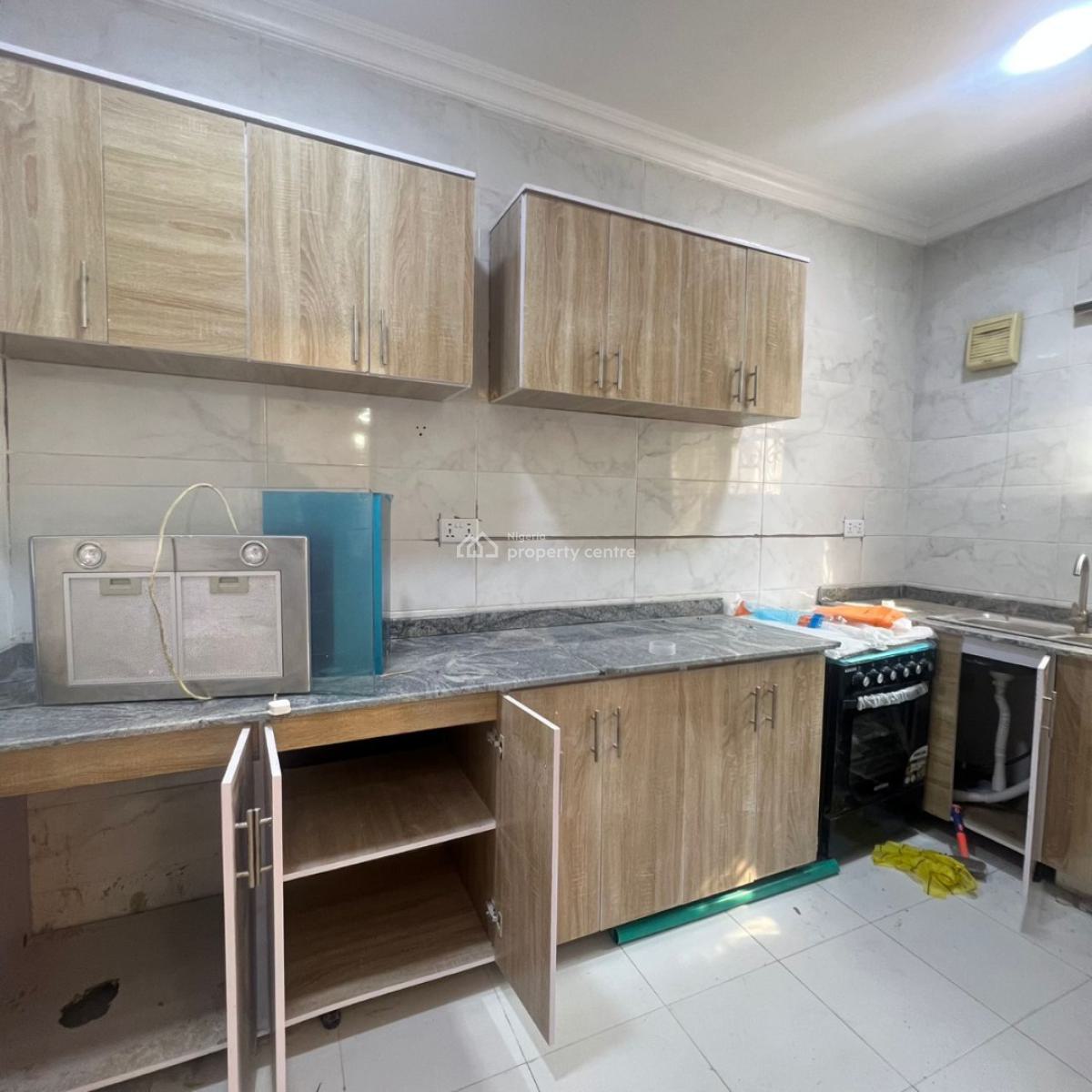 3 Bedroom Apartment, Lekki Phase 1, Lekki, Lagos, Flat / Apartment for Rent