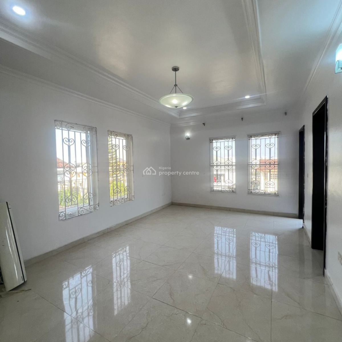 3 Bedroom Apartment, Lekki Phase 1, Lekki, Lagos, Flat / Apartment for Rent