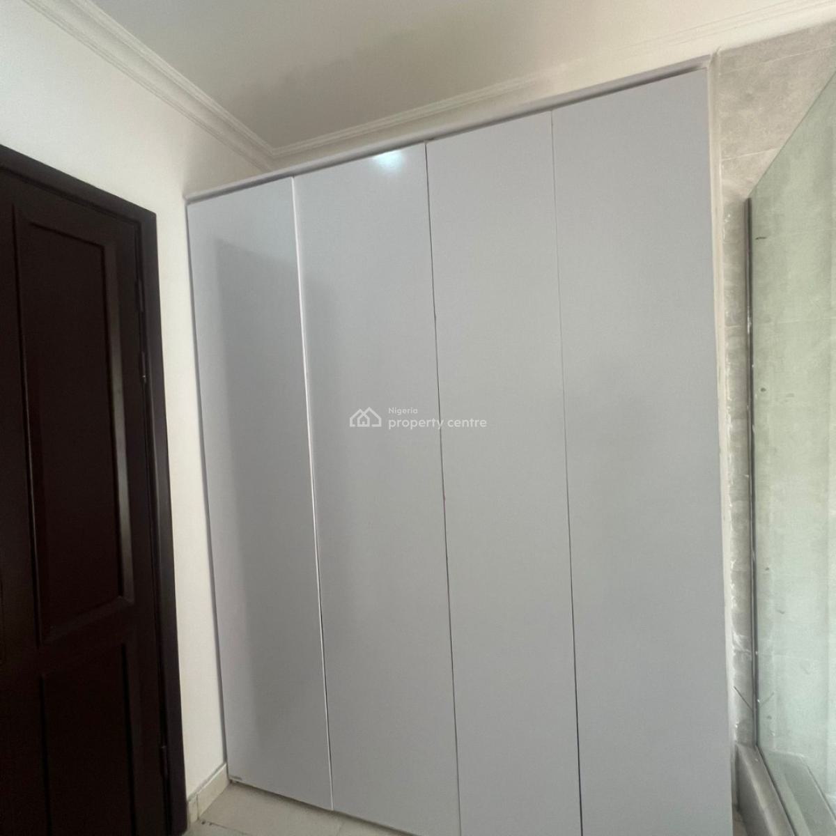 3 Bedroom Apartment, Lekki Phase 1, Lekki, Lagos, Flat / Apartment for Rent