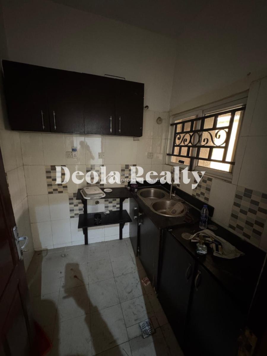 a Super Clean and Spacious 1 Bedroom Apartment, Lekki Phase 1, Lekki, Lagos, Mini Flat (room and Parlour) for Rent