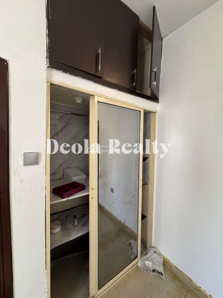 a Super Clean and Spacious 1 Bedroom Apartment, Lekki Phase 1, Lekki, Lagos, Mini Flat (room and Parlour) for Rent