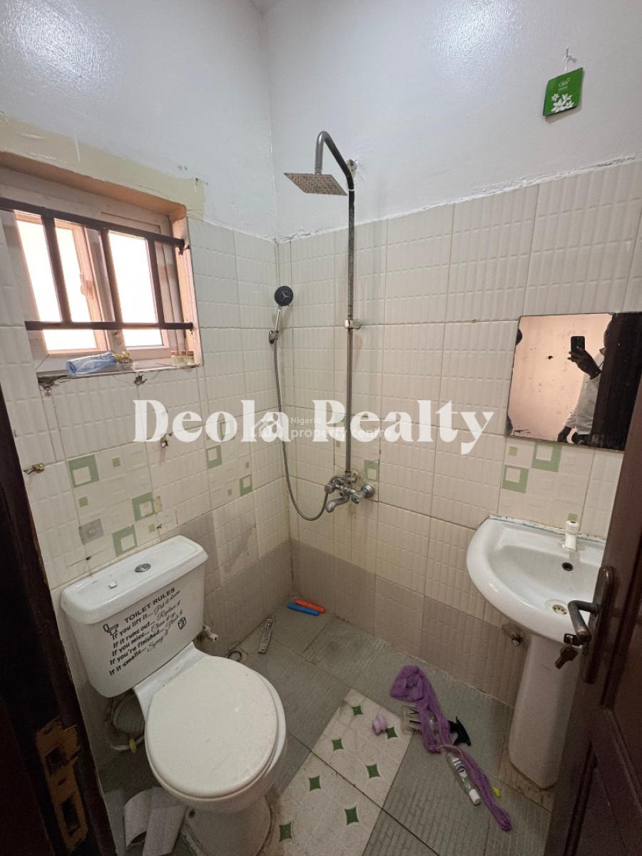 a Super Clean and Spacious 1 Bedroom Apartment, Lekki Phase 1, Lekki, Lagos, Mini Flat (room and Parlour) for Rent