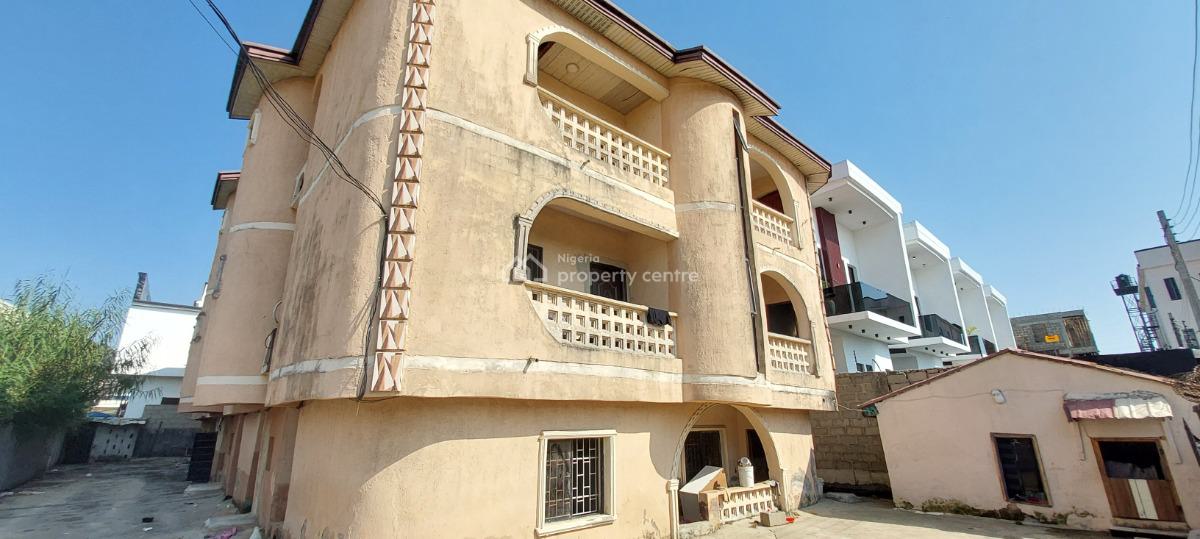 Spacious 3 Bedroom Flat Upstairs, Agungi, Lekki, Lagos, Flat / Apartment for Rent