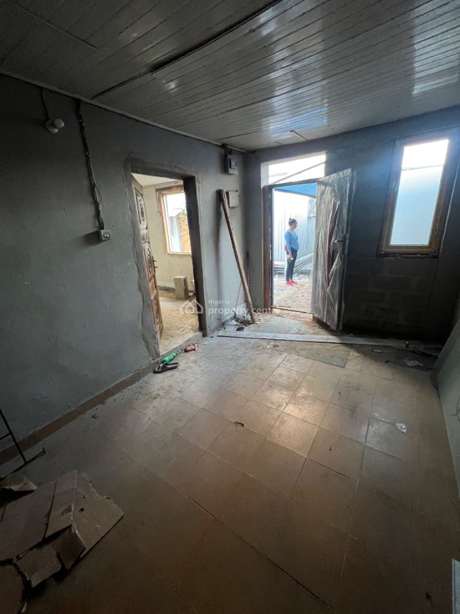 2-bedroom Bq, Dolphin Estate, Ikoyi, Lagos, Flat / Apartment for Rent