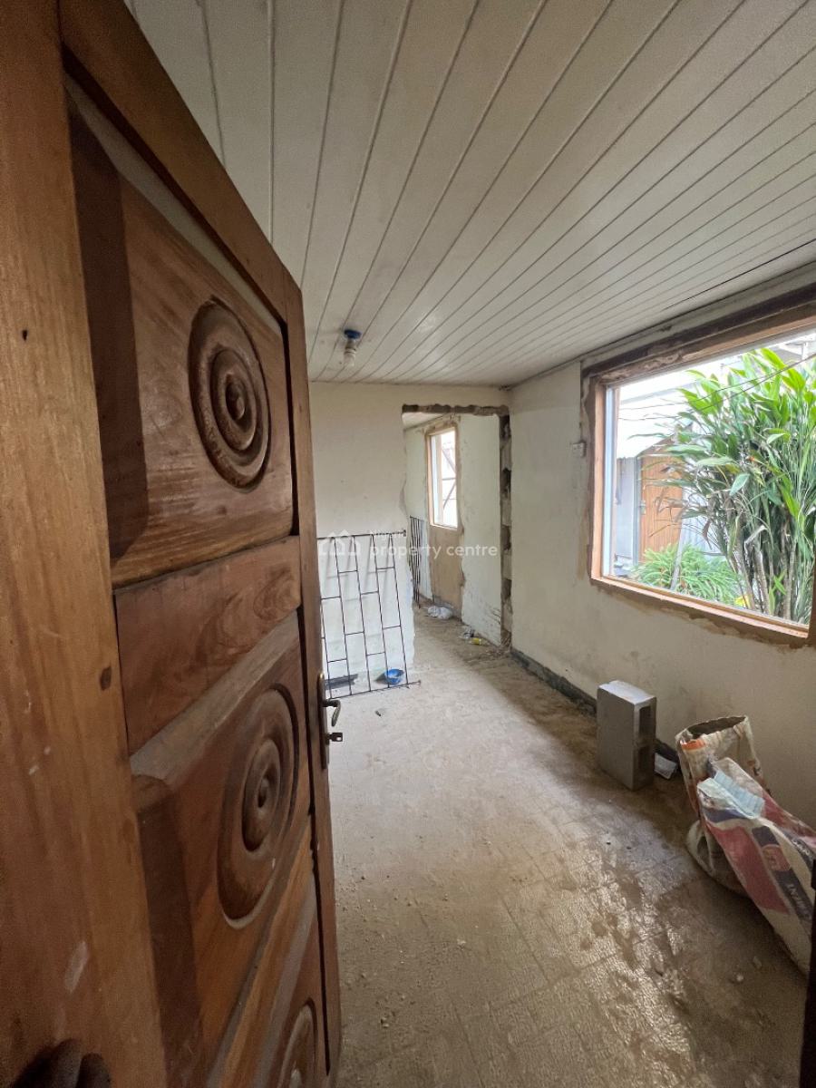 2-bedroom Bq, Dolphin Estate, Ikoyi, Lagos, Flat / Apartment for Rent