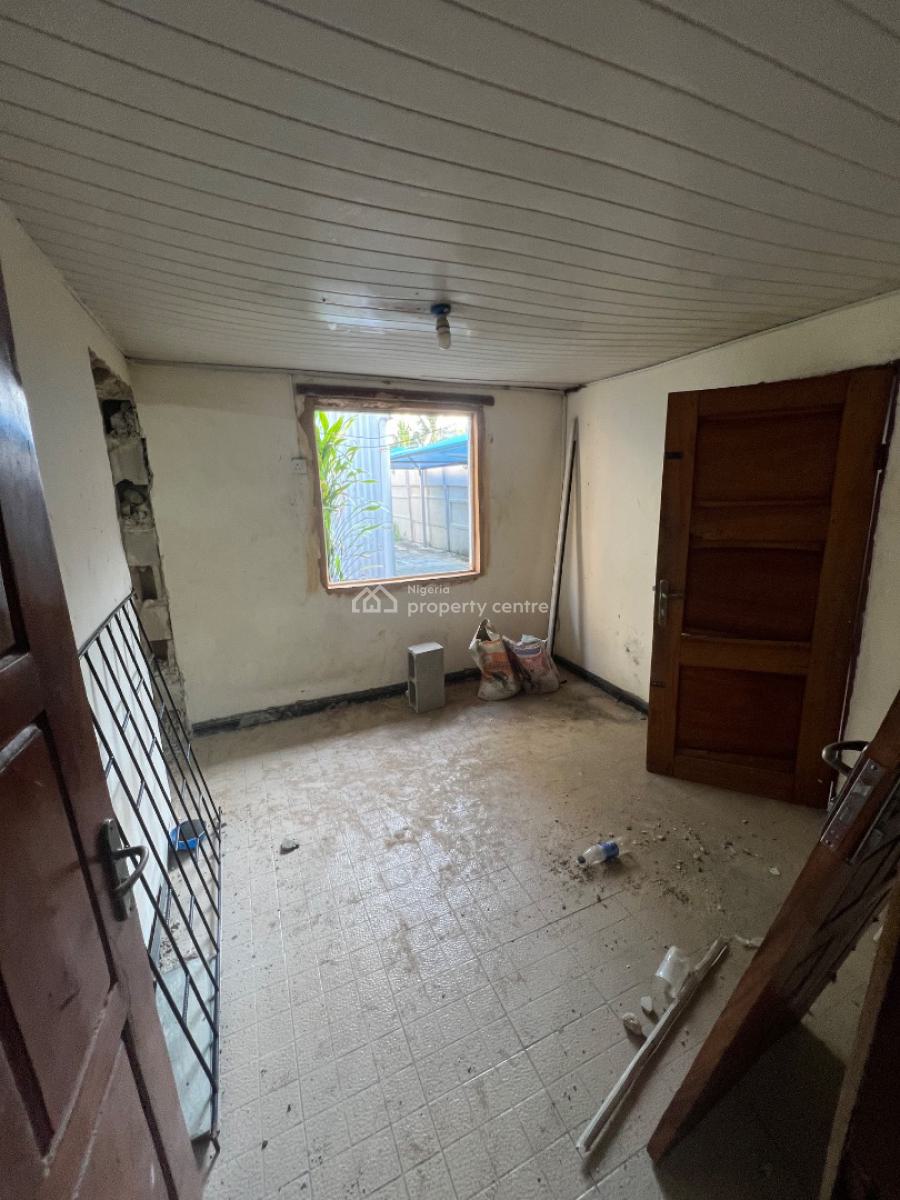 2-bedroom Bq, Dolphin Estate, Ikoyi, Lagos, Flat / Apartment for Rent