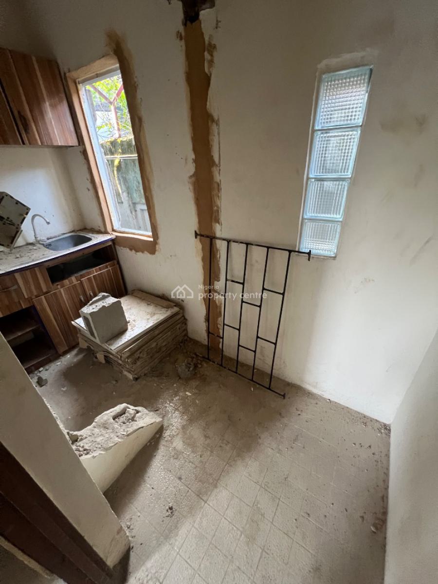 2-bedroom Bq, Dolphin Estate, Ikoyi, Lagos, Flat / Apartment for Rent