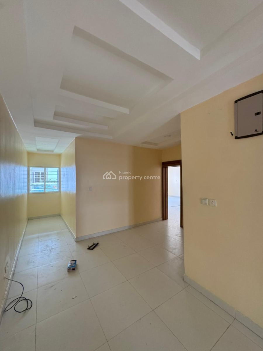Spacious 3-bedroom Terrace with Bq, Orchid Road, Lekki, Lagos, Terraced Duplex for Rent